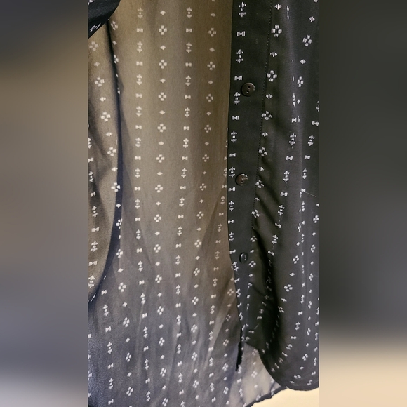 H&M Black Sleeveless Blouse - Picture 4 of 4